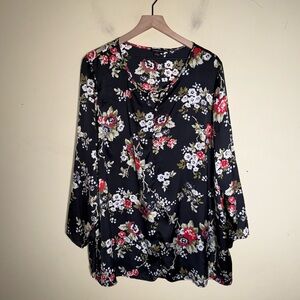 CLAUDIA EV floral plus size flowy front keyhole blouse 3X